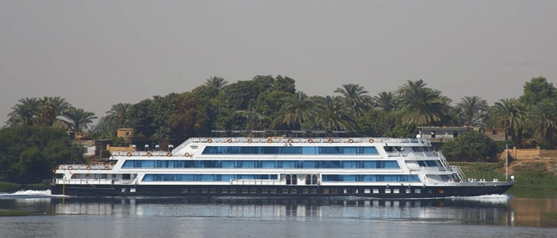 MS Movenpick Darakum