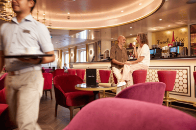 2504_AIDAdiva_INT_02_06_FRENCHKISS_BAR_LOUNGE_3604_NU