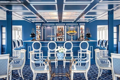 Trafalgar Verity Main Lounge Bar