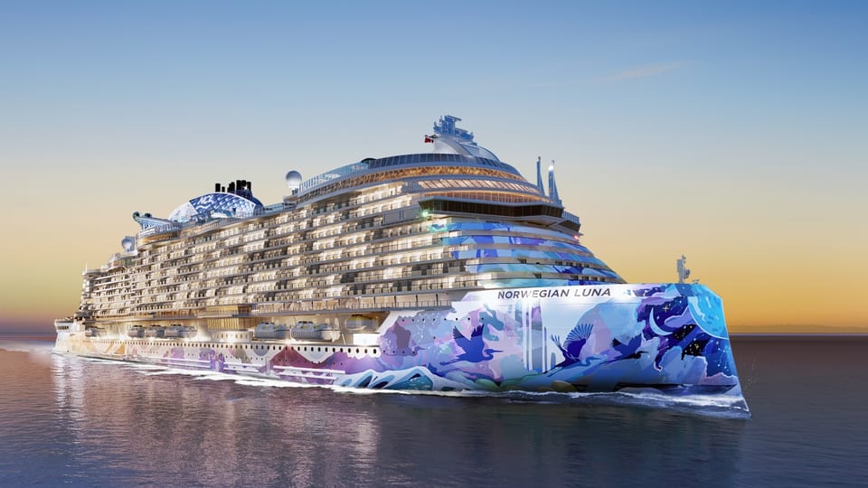 Norwegian Luna
